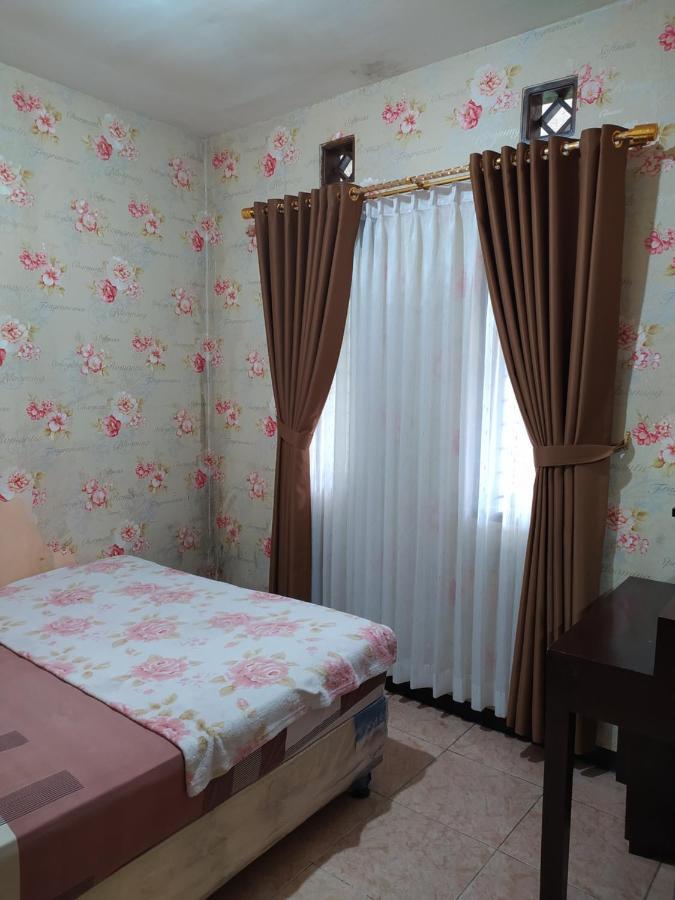 Villa Beverly Lembang Eksteriør bilde