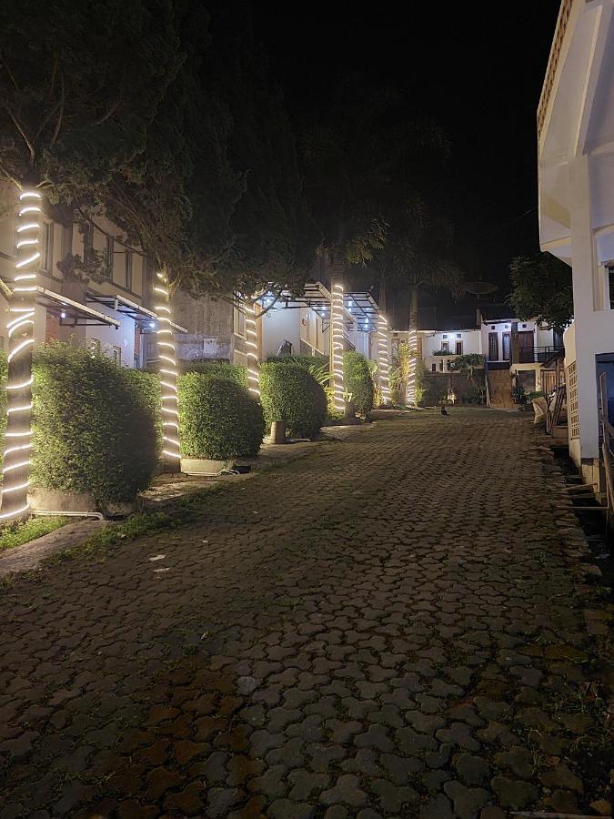 Villa Beverly Lembang Eksteriør bilde