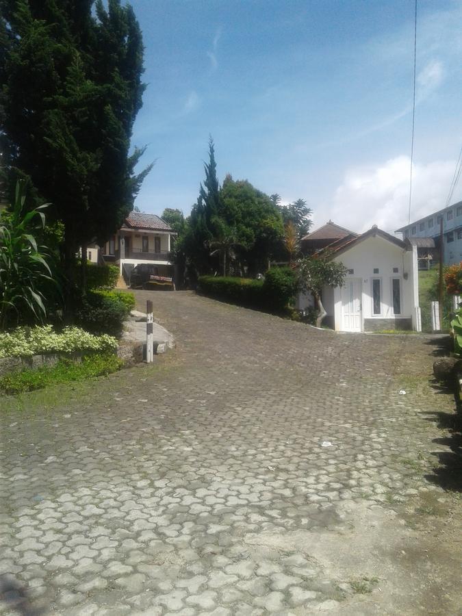 Villa Beverly Lembang Eksteriør bilde