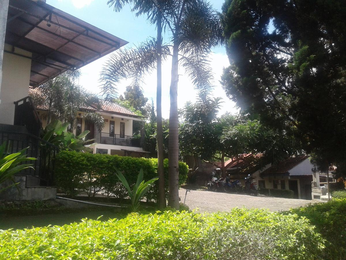 Villa Beverly Lembang Eksteriør bilde